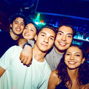 FMI_7002