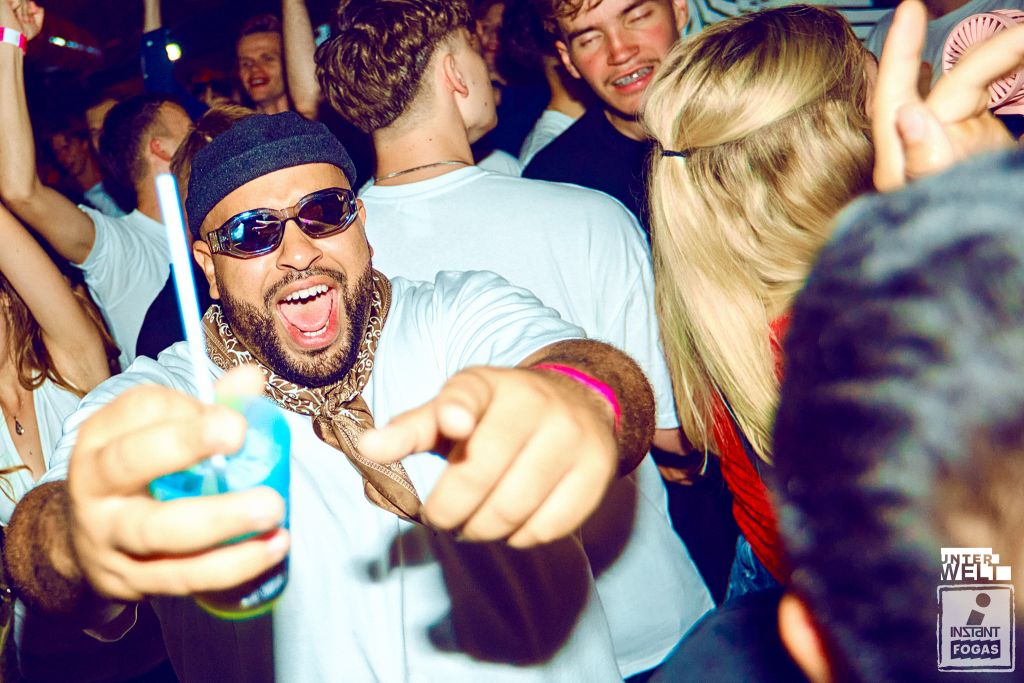 Party photos 12.09.2025. | INSTANT